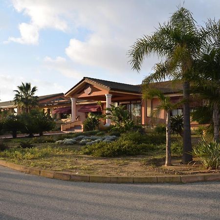 Hotel Villa Peretti Gela Exterior photo