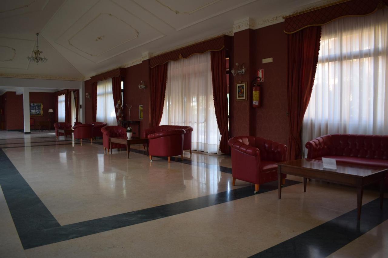 Hotel Villa Peretti Gela Exterior photo